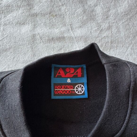 Online Ceramics A24 Haunted Wagon X World of Sin Horror Film Sweatshirt Medium - Picture 3 of 8